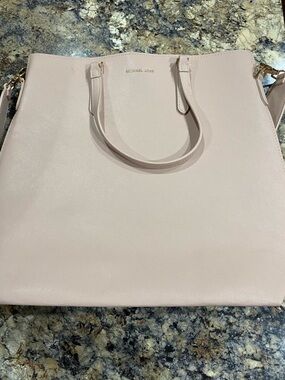 Michael Kors Tote Bag Handbag Purse Crossbody Strap Blush Pink Travel GUC